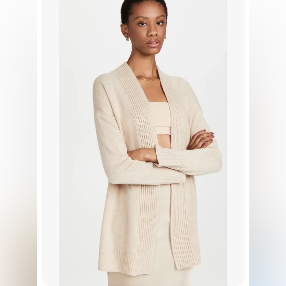 Vince Ribbed Placket Cardigan Size M Sand / Beige Wool & Cashmere EUC D